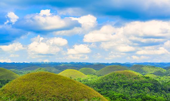 巧克力山 Chocolate Hills